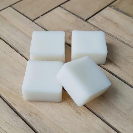 Black pepper and sandalwood  Soy Wax Melts pack of 4